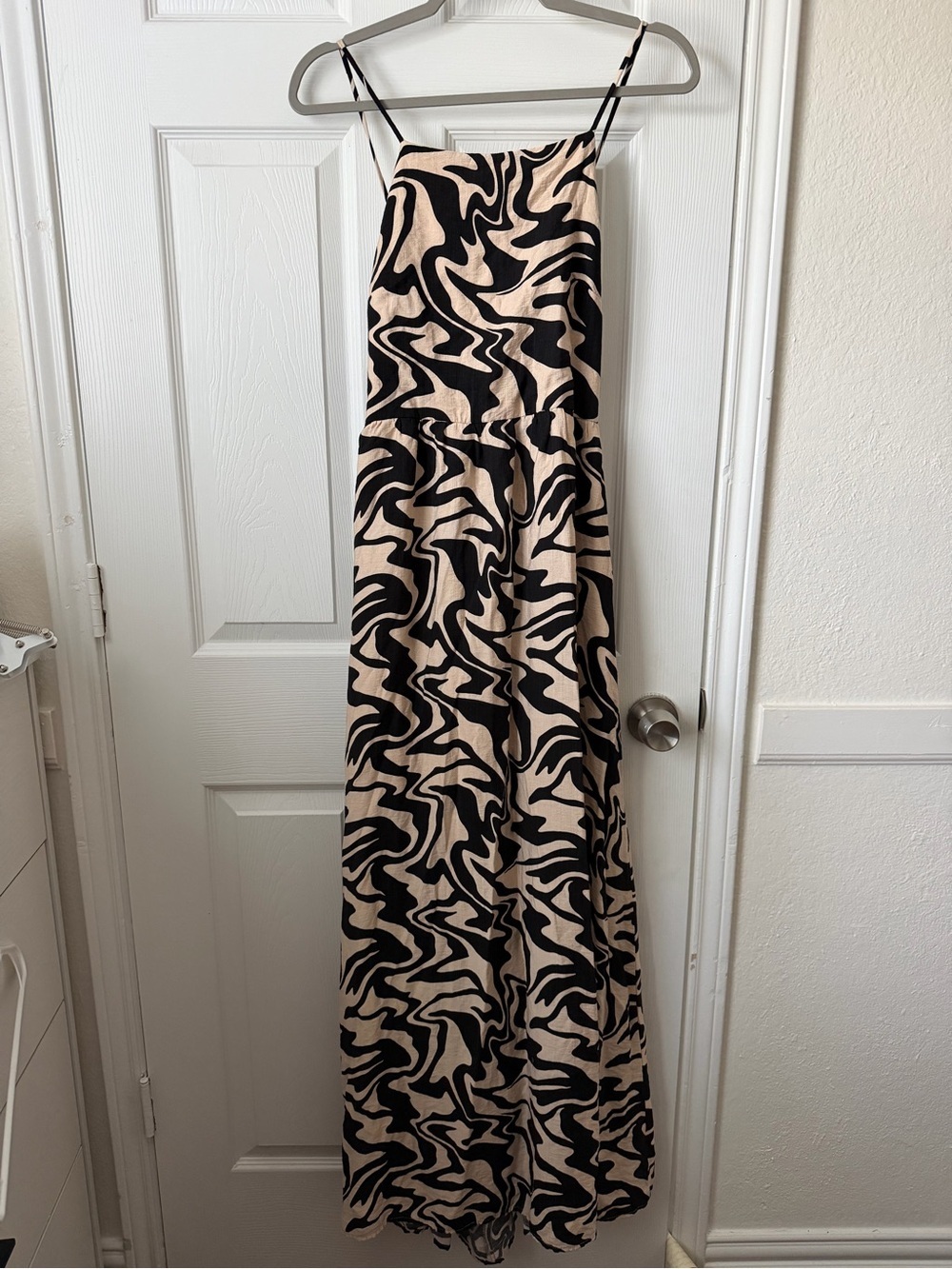 By Together Abstract Print Open Back Maxi Dress Beige Black Size M